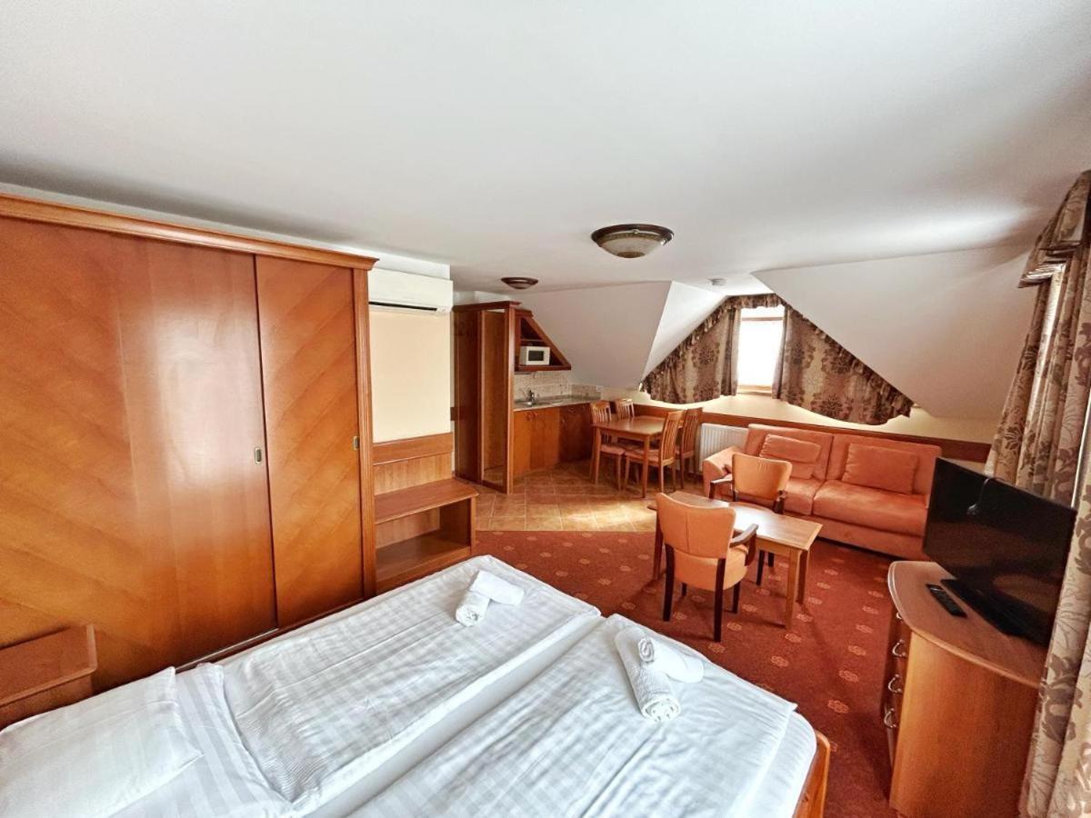 Fonix Wellness *** 1 A Epulet Bed & Breakfast Hévíz Exterior foto